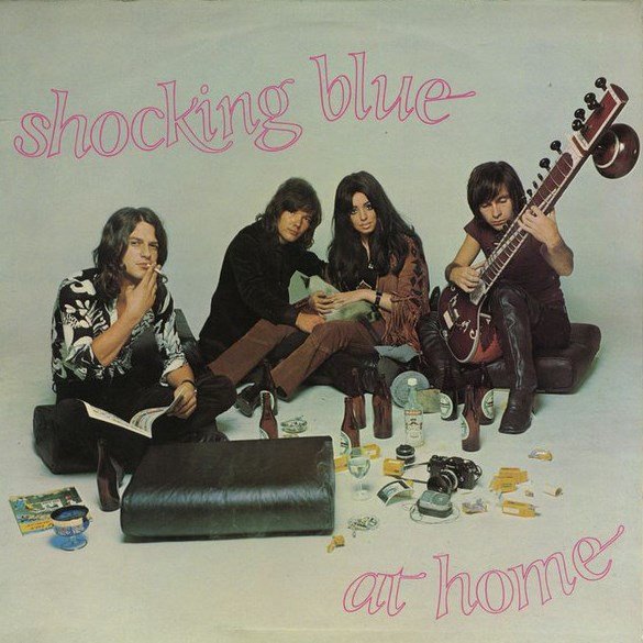 At Home SHOCKING BLUE